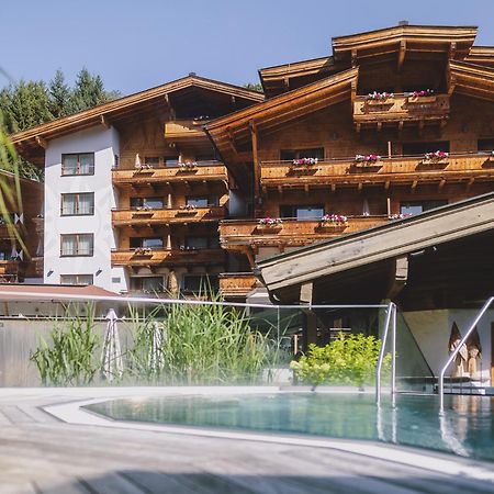 Hotel Die Sonne Saalbach-Hinterglemm Zewnętrze zdjęcie