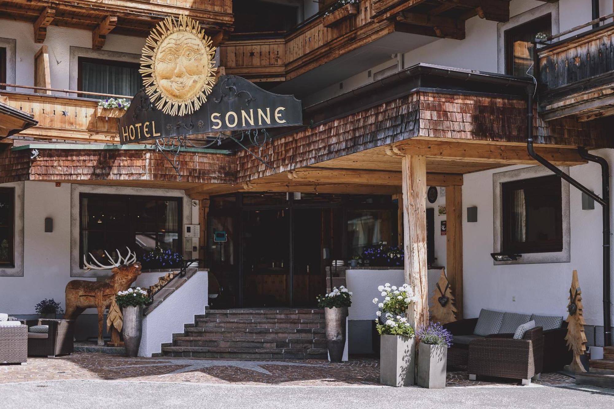 Hotel Die Sonne Saalbach-Hinterglemm Zewnętrze zdjęcie